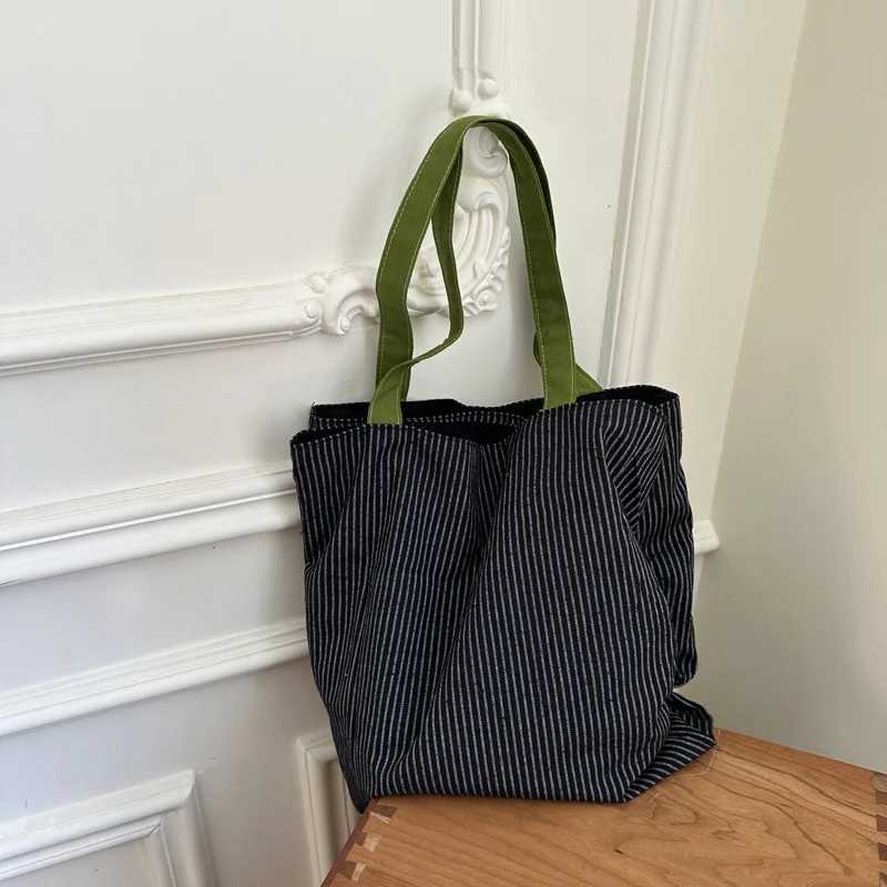Tote Bag Luxury Designer High-Capacity Striped Korean Fashion Vintage Women Shoulder Bags Handbag Travel Bag High Quality UnisexT251121
