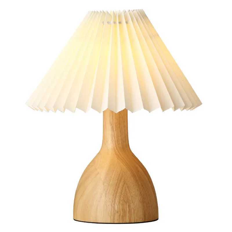 Nordic Retro Ceramic Desk Lamp Pleated Bedside Lamp Imitating Wood Grain Ins Decorative Atmosphere Small Night Light C251121
