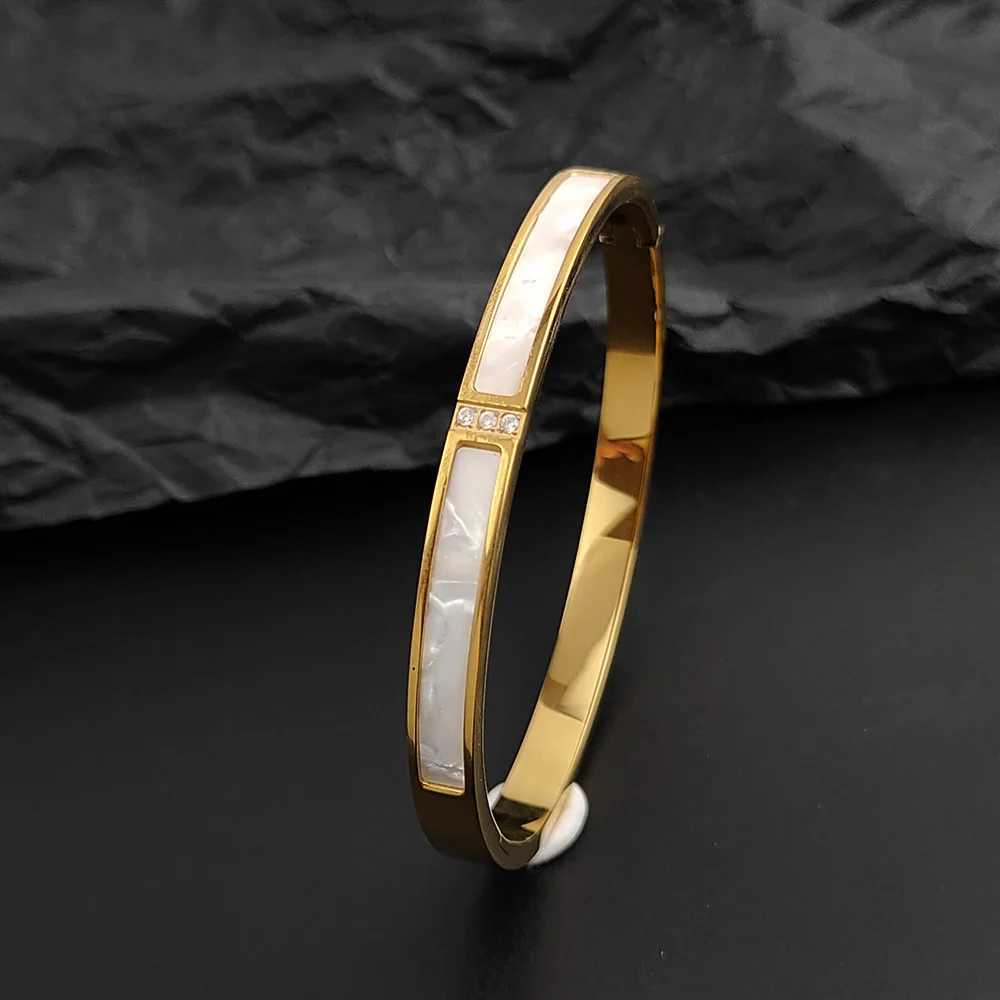 Fashion Bracelet Women Gold Plated Shell Stainless Steel Couple Bracelet Zircon Girls Gift Hot SellingW251121