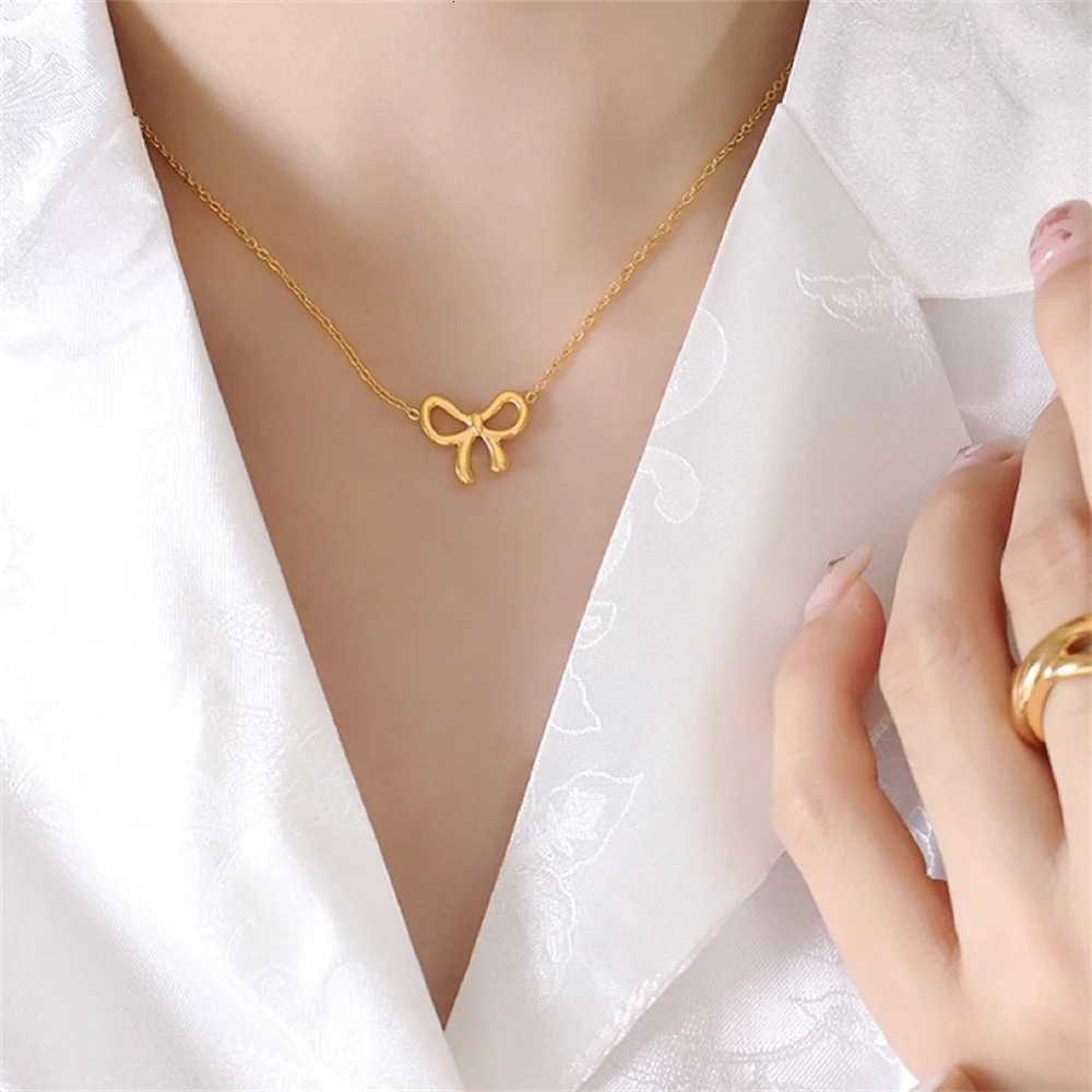 New Punk Tiny Bowknot Pendant For Women Gold Color Stainless Steel Choker Chain Necklace Female Jewelry Christmas GiftXJ251121