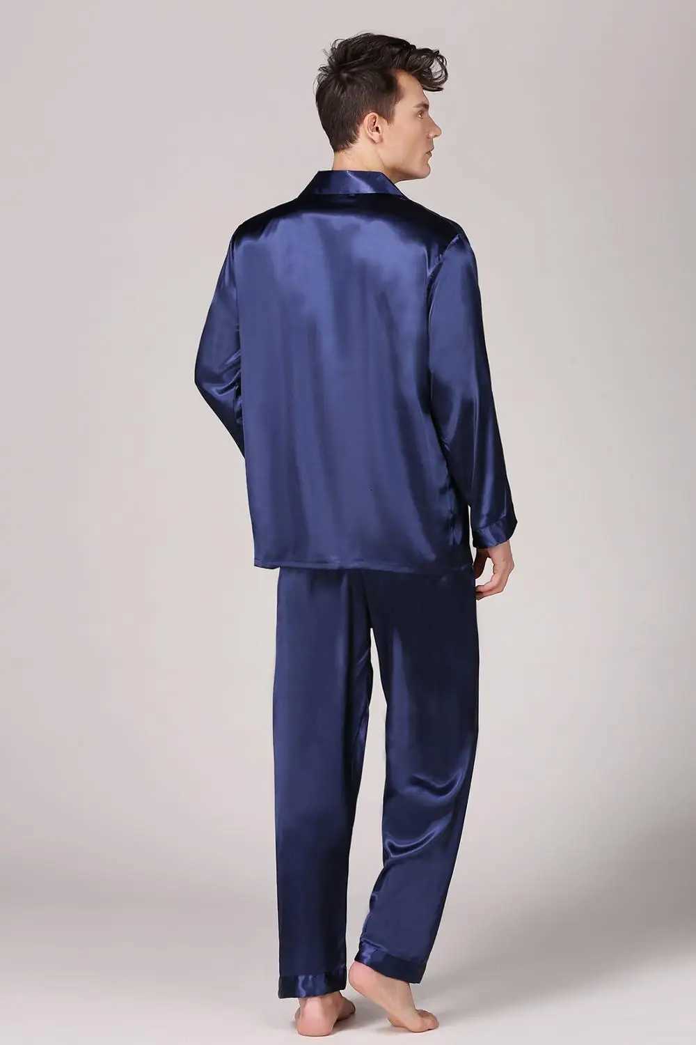 2022 Red Black Blue Male Pajama Set Satin Silk Mens Casual Nightwear Sleepwear Nightgown Robe PeignoirW251121