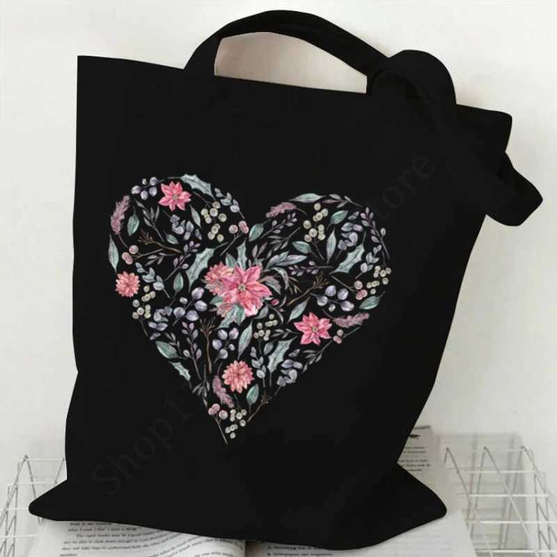New Aesthetics Sweet Heart Flower Womens Shoulder Bags Casual Fashion Heart Series Canvas Tote Bags INS Funny Student HandbagsT251121