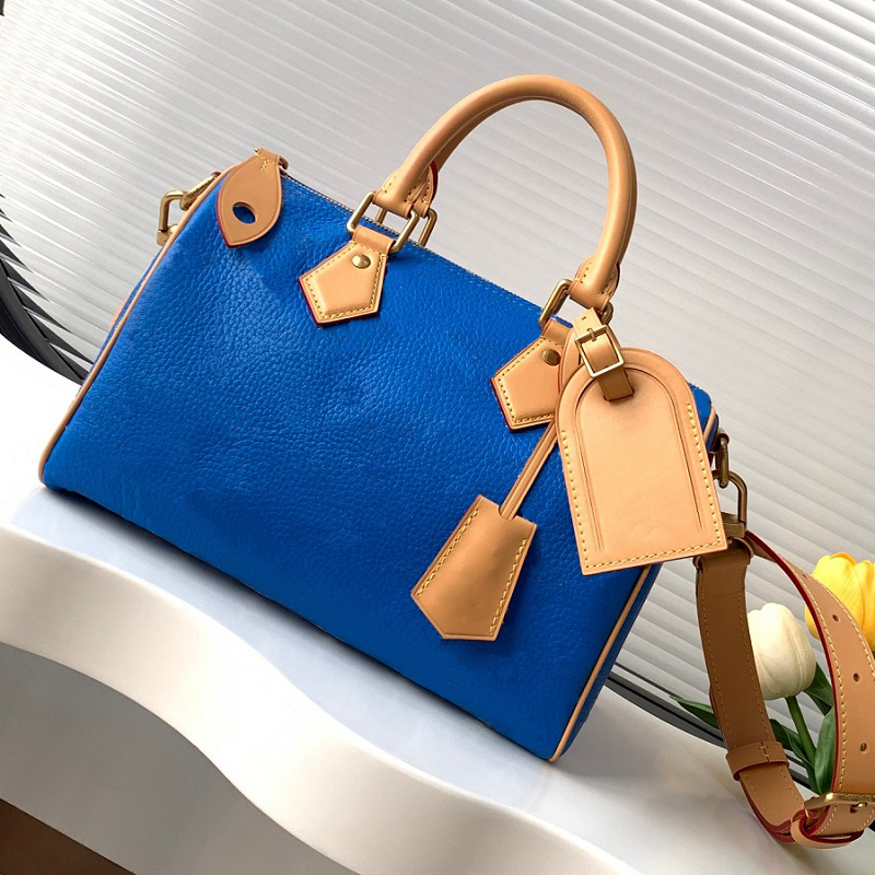 Fashion Crossbody Bag Women's Pillow Handbag Top Soft Leather Tag Decoration with Small Wallet Outdoor Shoulder Bag