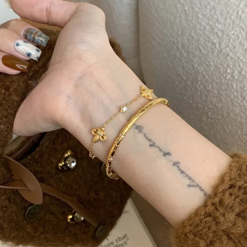 y antique gold craftsmanship creative snake bracelet suitable for women glossy diamond inlaid adjustable jewelry 250421