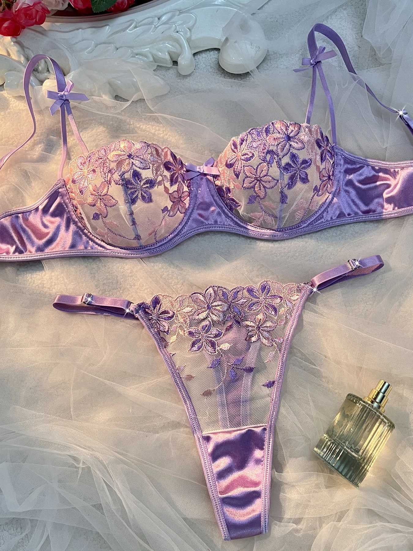 Valentines Eve Light Danube Group Ladies Sexy Lingerie Bra Womens Suit - the Temptation of a Seductive NightXJ251106