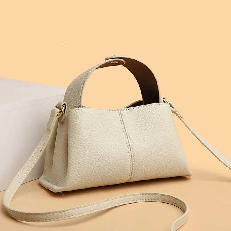 Zipper PU Crossbody Bags Ladies Bags S 2023 High Quality Versatile Solid Purse Vintage High Capacity Bolsa Transversal Y251121