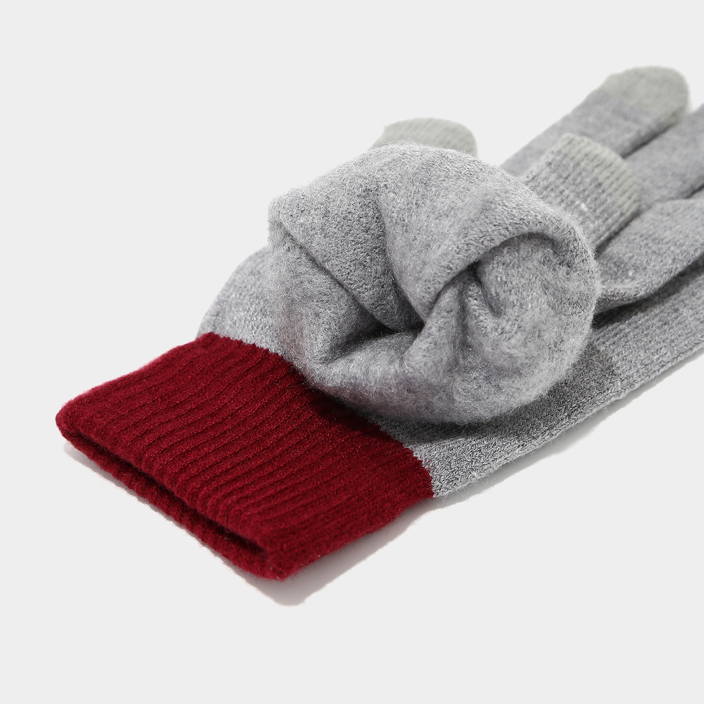 Autumn Winter designer scarf Women's Ear Protection Pom Pom Knitted Hat Scarf Gloves Cold Protection Set Outdoor Skiing Warm Three-Piece Set Tren