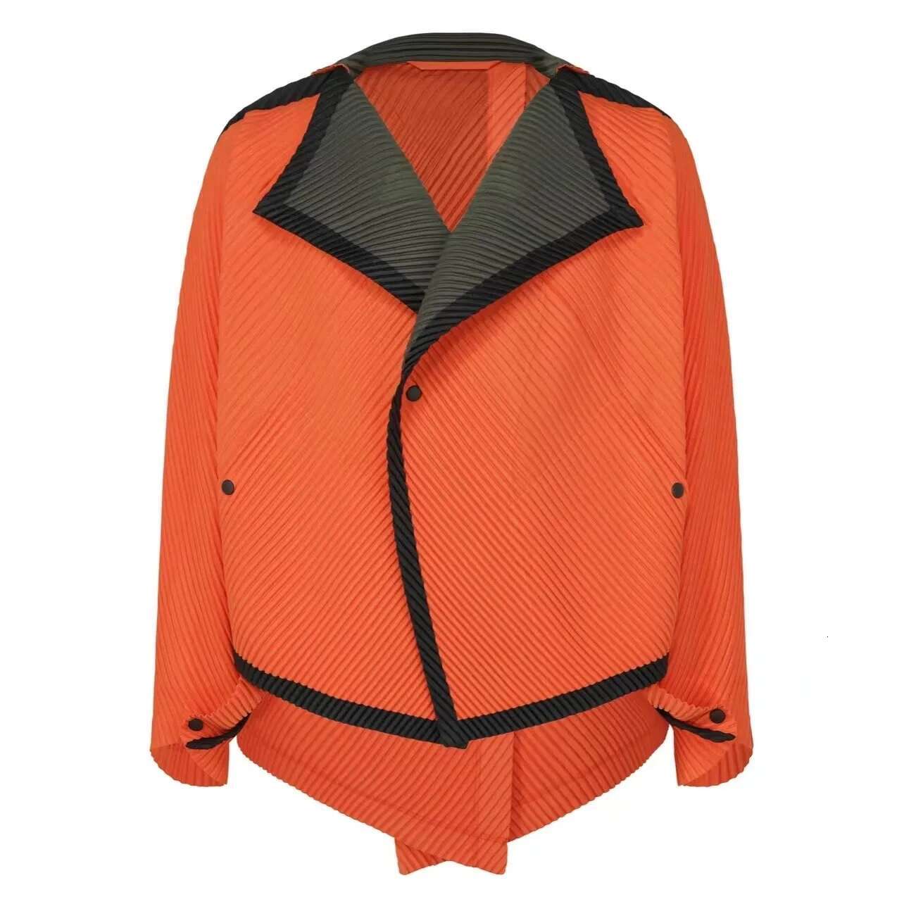 2025 Miyake Pleated Autumn New Men's Trench Coat Original Designer Hip Hop Colored Vertical Stripe Short Jacket Top