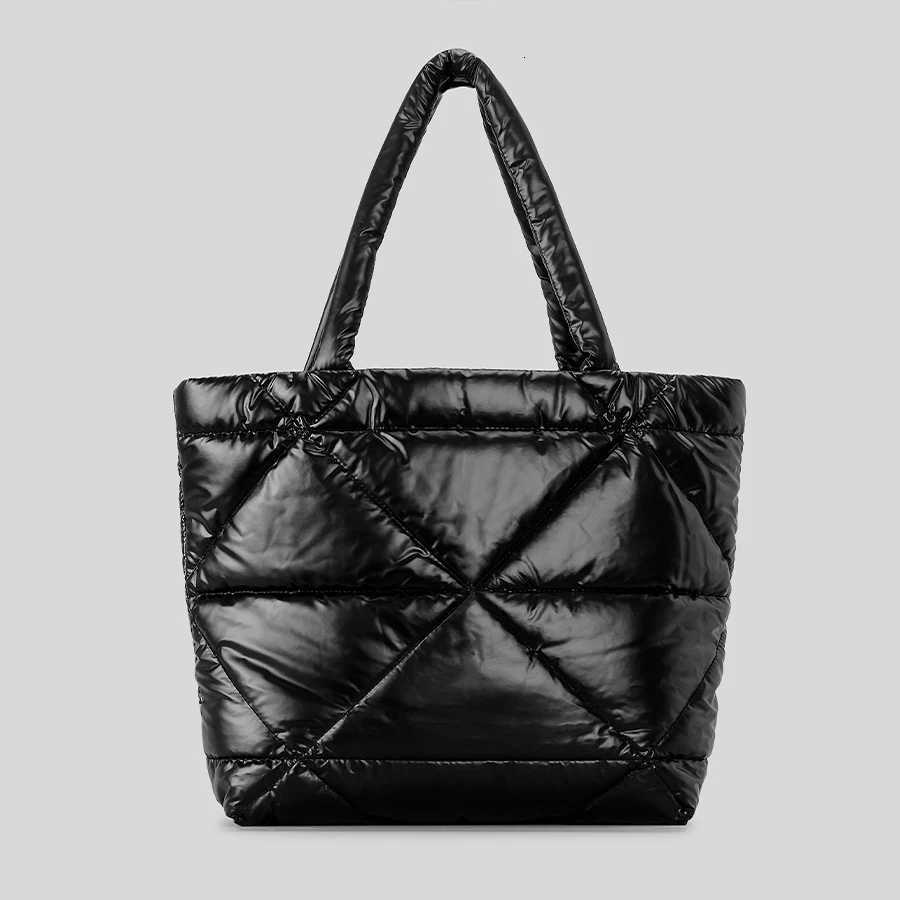 Fi Quilted Padded Wen Shoder Bags Designer Puffer Handbags Casual Nyl Down Cott Large Capacity Tote Shopper Purses Y251121