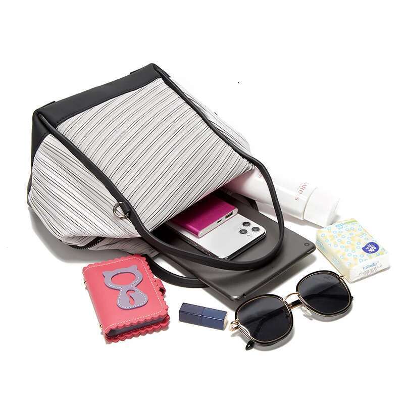 Women Design Handbag Fashion Storage S Lightweight Nylon Shoulder Crossbody Bag Large Capacity Handbags Bag