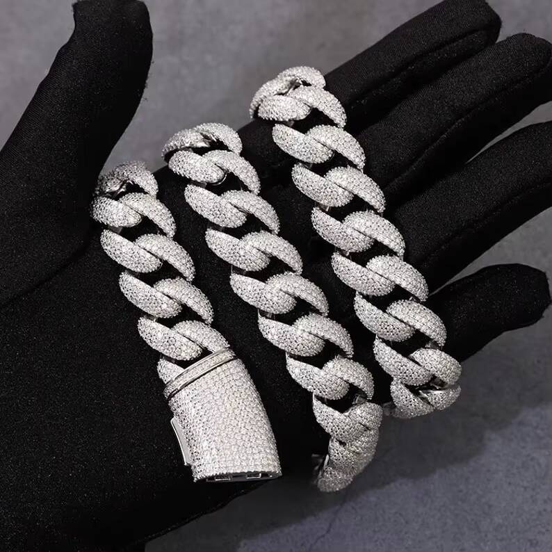 Iced Out Rapper Moissanite Cuban Chain Necklace Sparkling Jewelry Hip Hop 17mm Moissanite Miami Cuban Link Chain in Silver 925