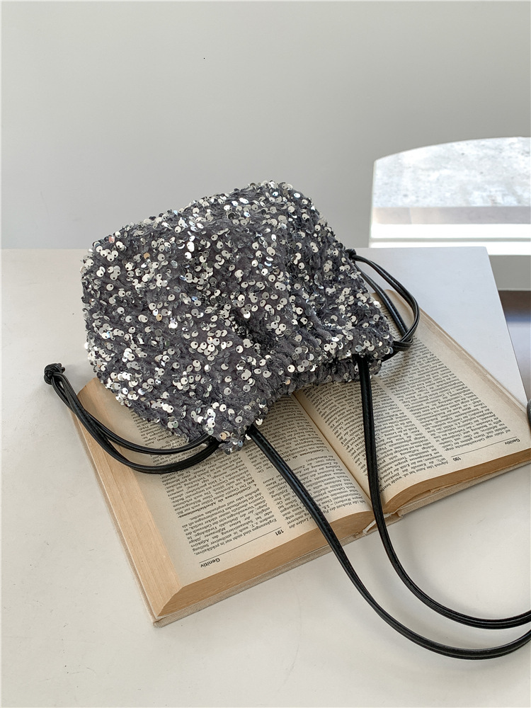 Christmas luxury bag fashionable European and American style colorful sequin bag designer bag women's beautiful and elegant hand-held bucket bag
