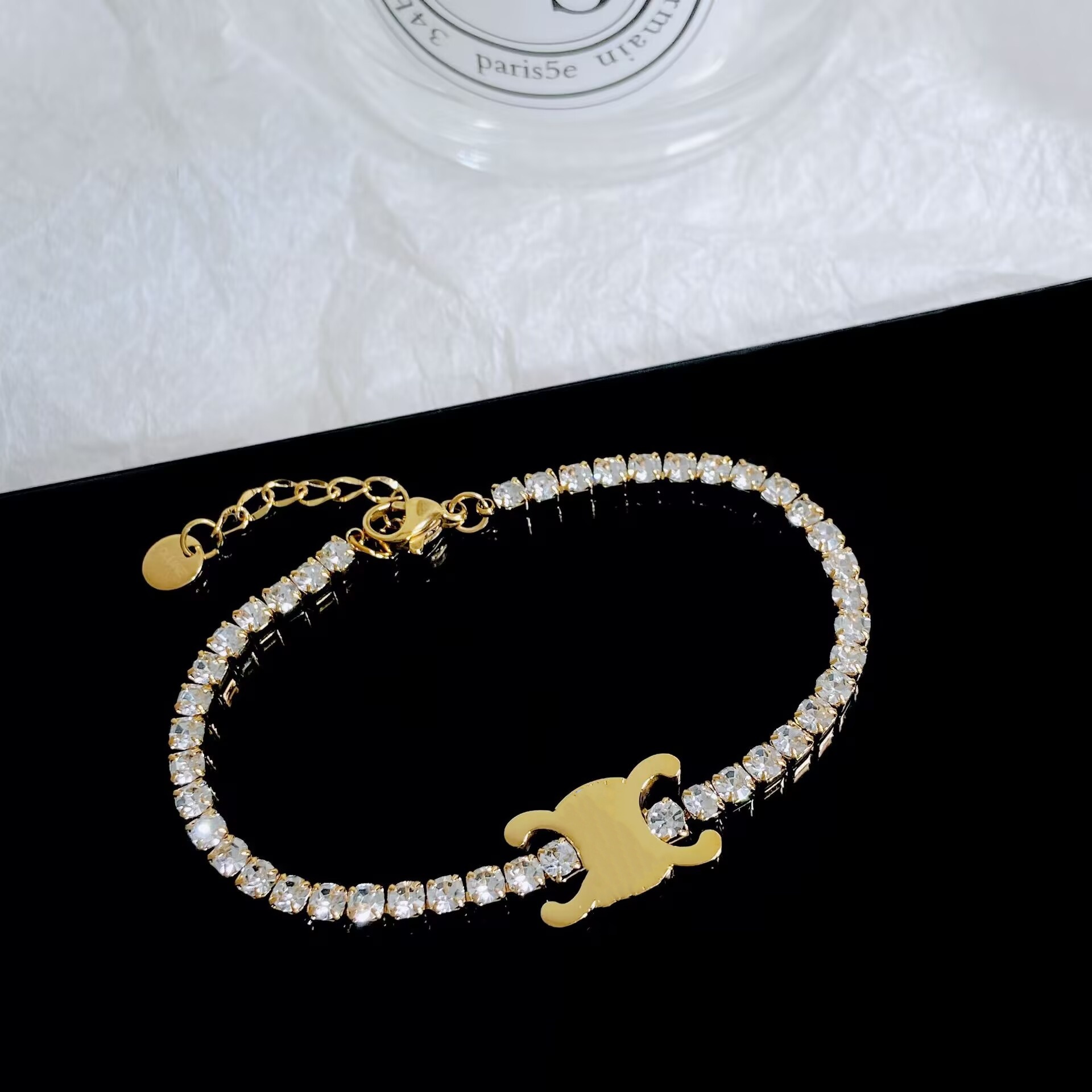 TOP Designer Bracelet Pendant Women's Bracelet Charm Jewelry Classic Pattern Leisure Party Festival Gift Bracelet Valentine's Day Mother's Day Bracelet Gift Box