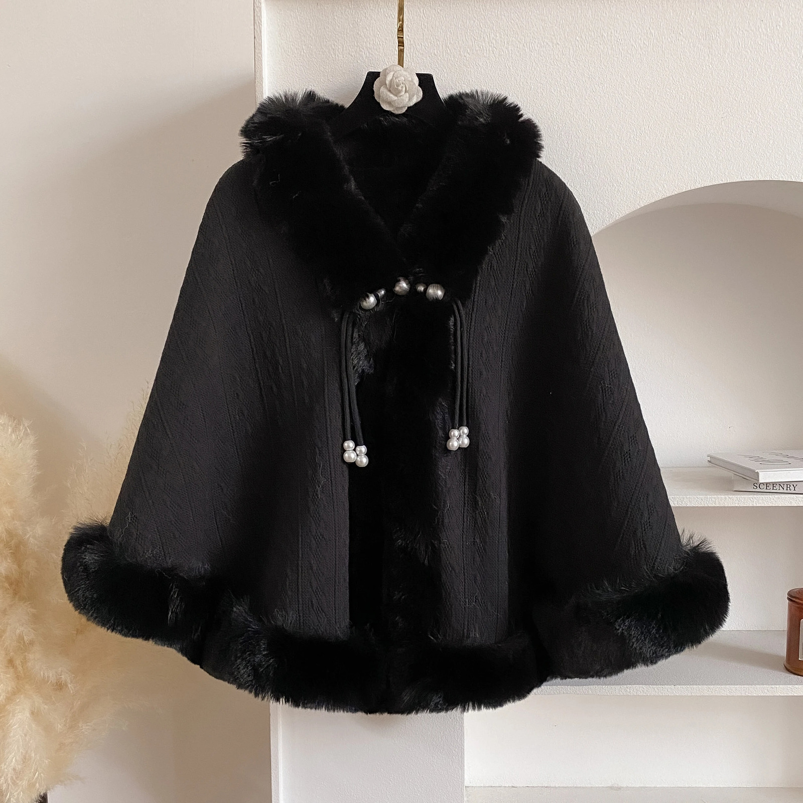 Winter Solid Poncho Thicken Fleece Collar Cape Coat Elegant Beautiful Women Christmas Party Dress Cloak Warm Wraps Gift 251112