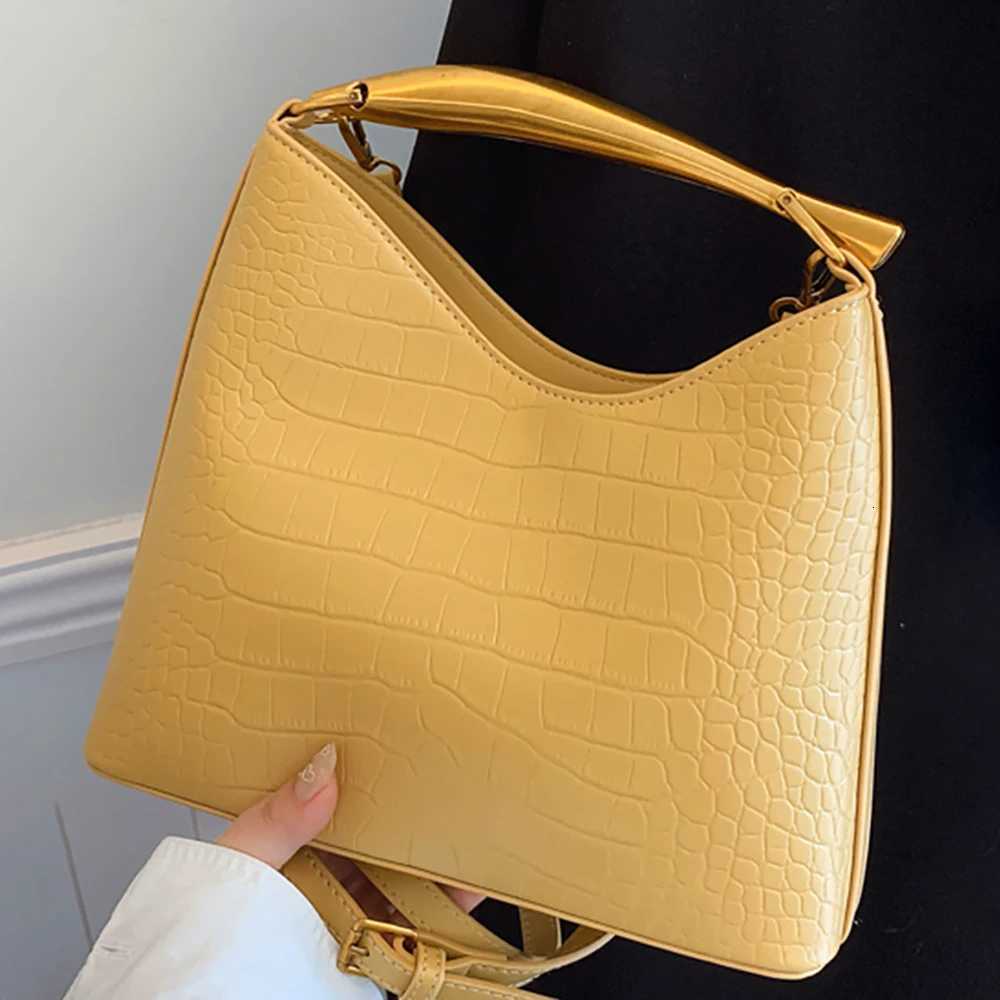 Luxury Ste Textured Handbags for Wen Trendy Solid Color Square Bucket Crossbody Bag 2025 New Lady Cmuting Shoder Bags Y251121