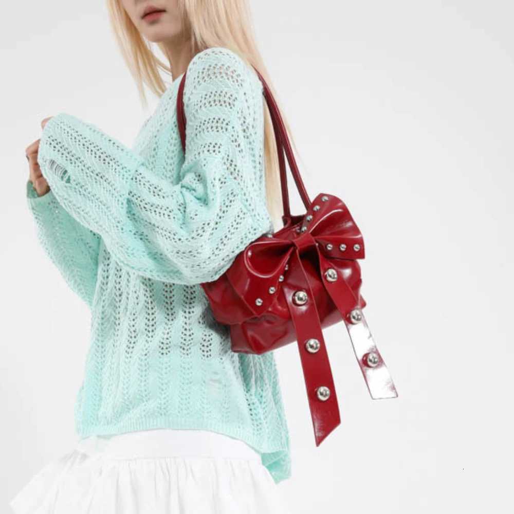 Trendy Bow e Shoder Bag Wen Fi Glossy PU Leather Buckle Underarm Bags All-Mah Cmute Packs for Ladies Y251121