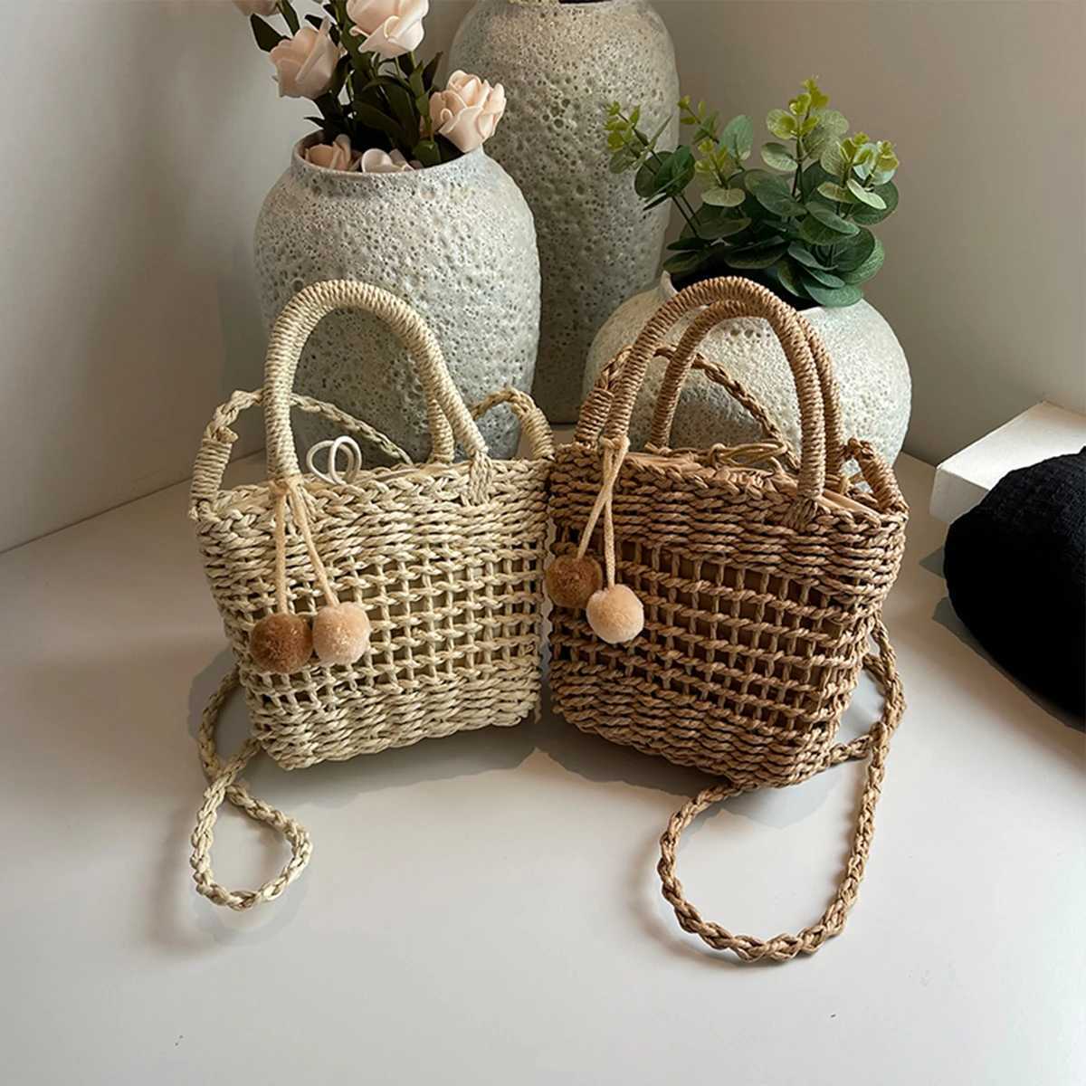 Womens Turf Woven S… - image