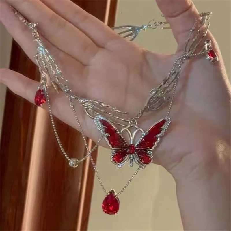 Gothic Red Butterfly Crystal Pendant Sliver Ghost Claw Short Choker Chain Necklace For Women Punk Y2K Charms Jewelry AccessoriesXJ251121