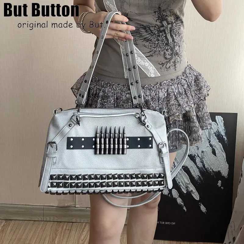 Subculture Y2K Spicy Girl Rivet Retro Skeleton Bullet Motorcycle Bag Harajuku Womens Trendy Cool Single Shoulder Crossbody BagW251121
