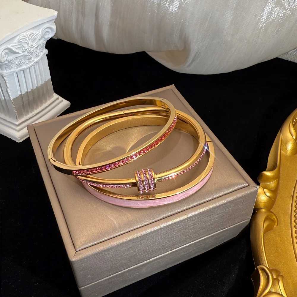 1/3pcs French elegant and fashionable small waist zircon bracelet set waterproof and non-fading stainless steel bracelet setW251121