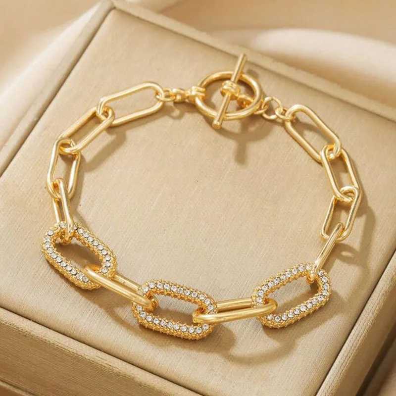 Vintage Simple Hollow Out Zircon Oval Chain Metal Bracelet Set for Woman Fashion Accessories Personalization Punk Charm JewelryW251121