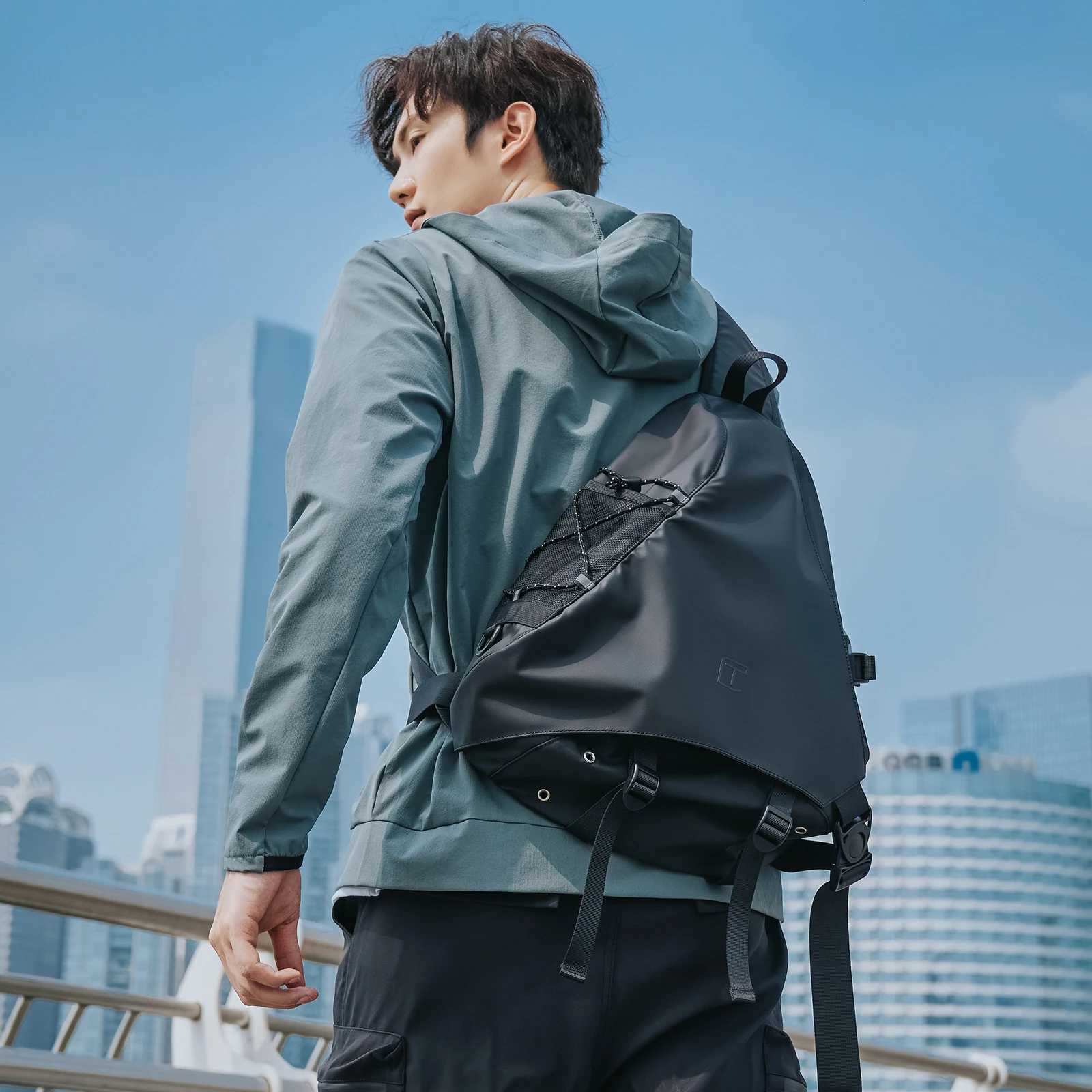 Fashion Tangcool Design14 Inch Shoder Bag for Men Large Capacity Crossbody Bag Waterproof Sport Travel Bag for 13 Inch Laptop Ipad Y251121