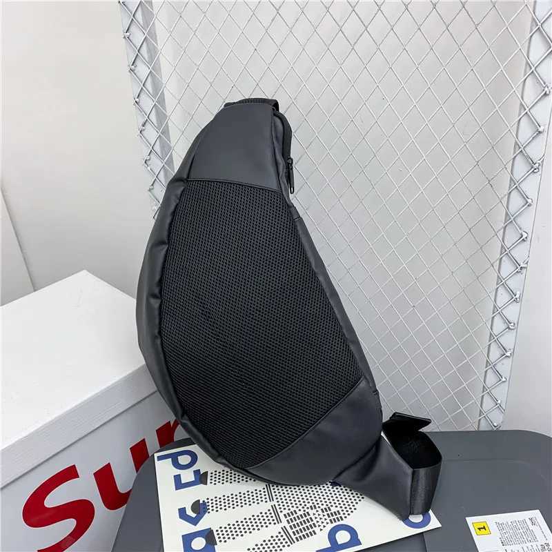 Fashion Large Ch Bag Minimalist Men Black Shoder Bags M Crossbody Bags for Outdoor Trip Hiking Waterproof Nyl Messenger Bags Y251121