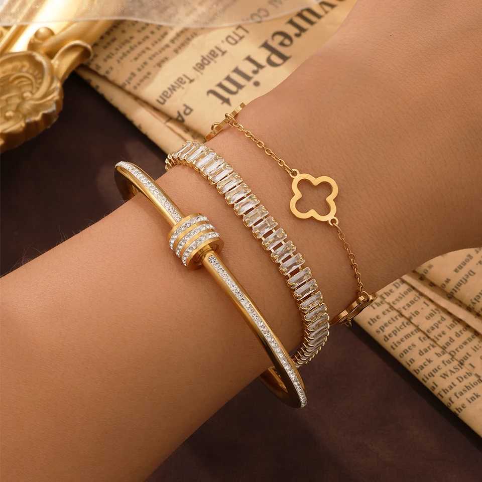 ZAKOL 3pcs Stacked Bracelet Set for Women Vintage StainlESS Steel Zircon Inlay Lucky Bangle Gift for WomenW251121