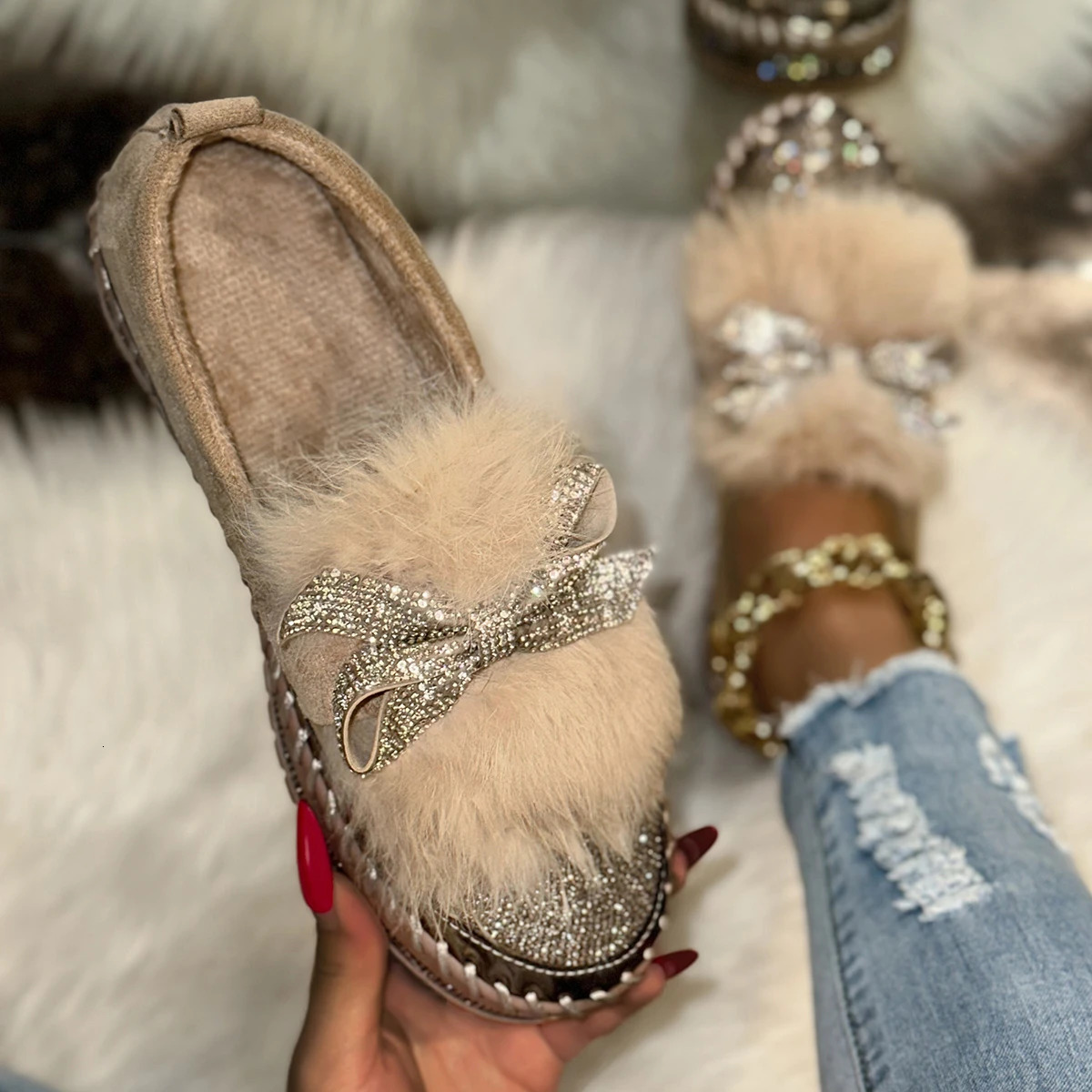 Trend Women Sneakers Furry Crystal Bow Casual Shoes Flat Platform Loafers Short Plush Warm Autumn Winter Woman 251121
