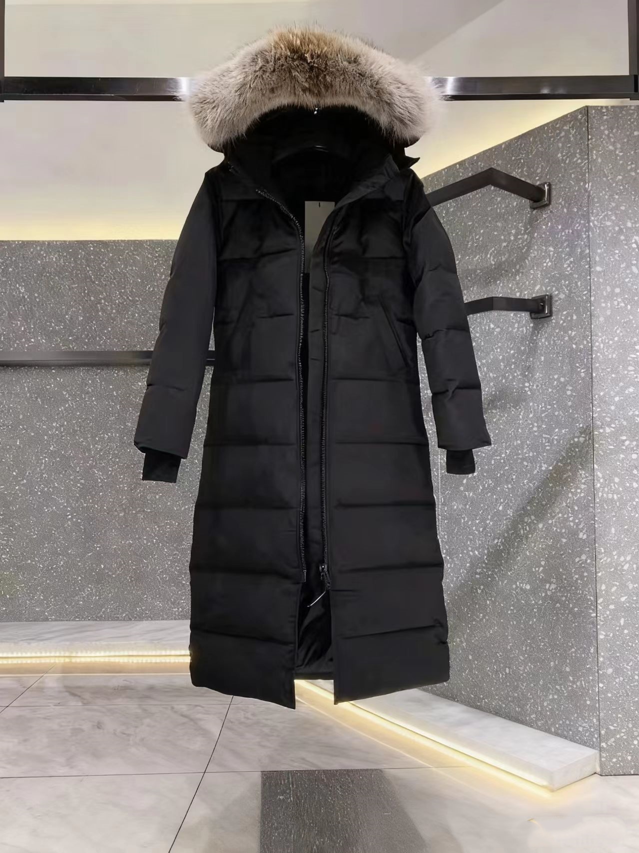 Style Famous Designer Luxury Canada Mystique Women Down Puffer Jackets Embroidery Letters Winter Jacket Hooded goosewomen Outdoor Long Clothing Coats