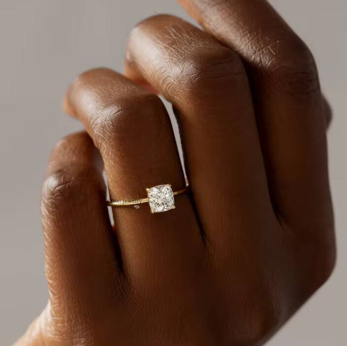 Fine Jewelry 14K Yellow Gold Plated Cushion Cut VVS Moissanite Wedding Ring 925 Sterling Silver 1Ct Moissanite Engagement Ring