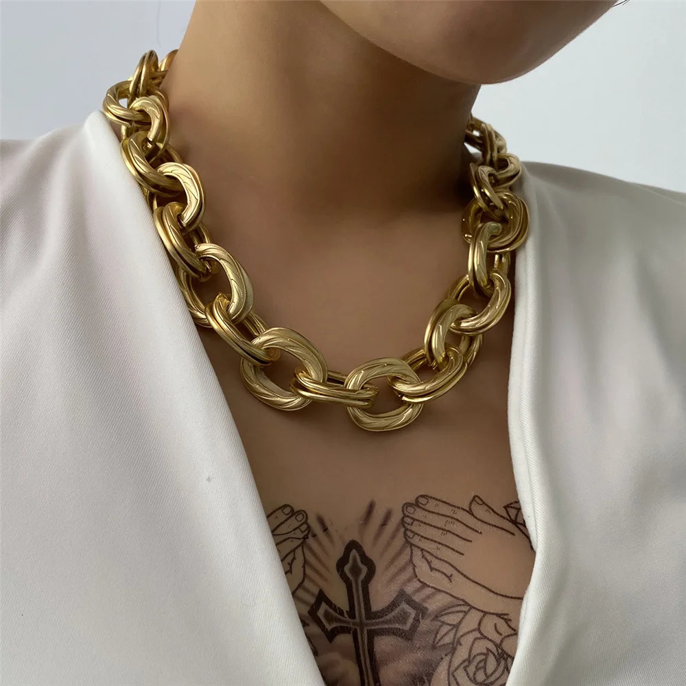 Punk Miami Curl Cuban Chain Necklace Womens Rock Hip Hop Big Block Thick Steampunk Mens Jewelry 250420