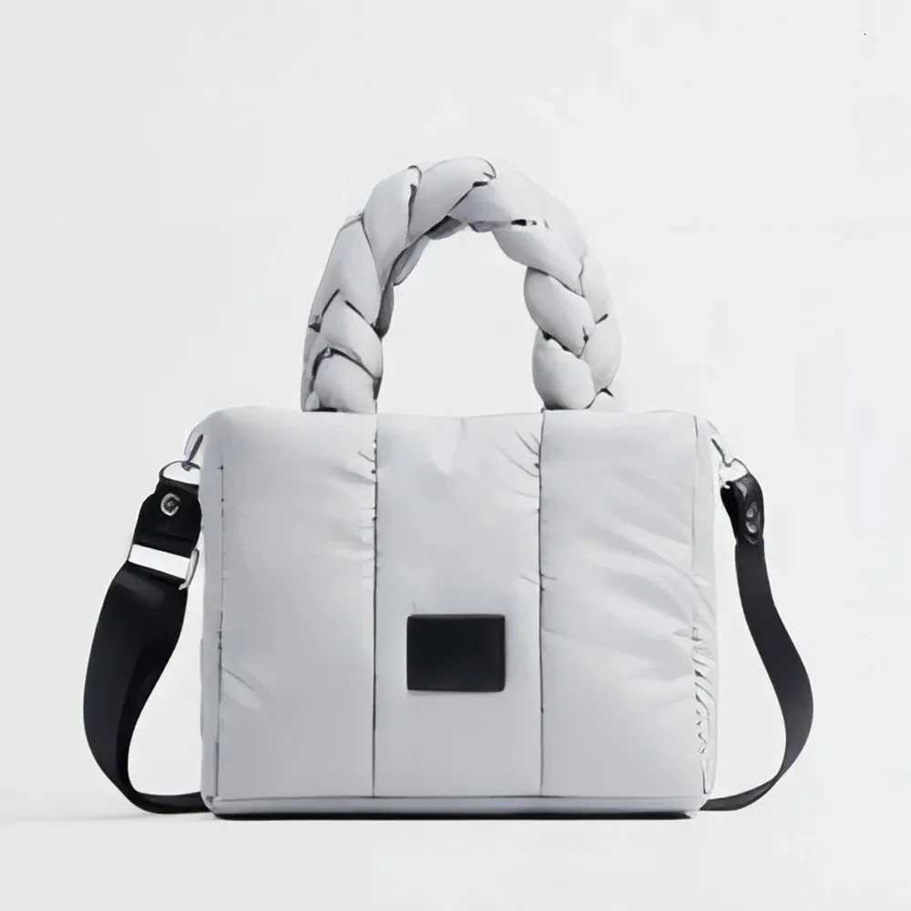 Casual Quilted Tote Luxury Designer Bags for Wen Down Padded Handbags Woven Handle Shoder Bag Winter Nyl Space Cott Bag Y251121