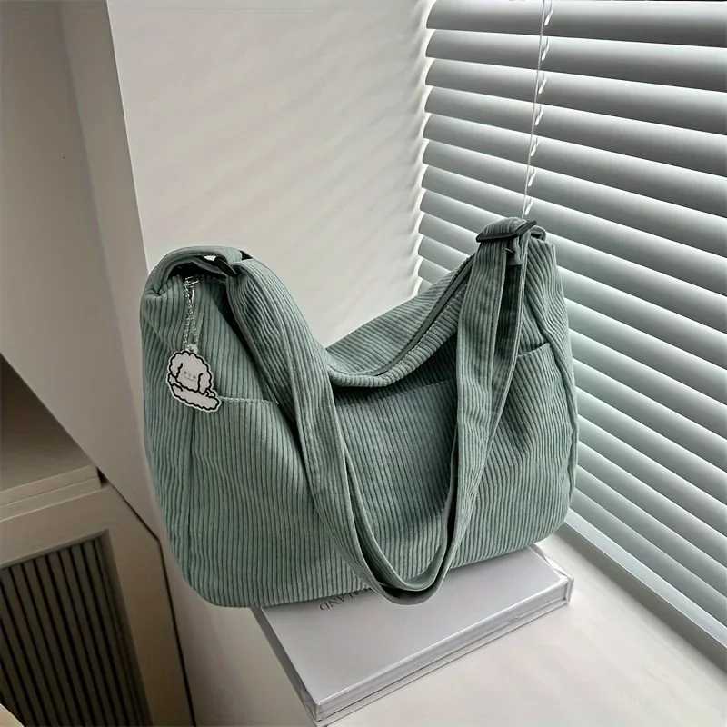 Womens Corduroy Shoulder Bag Casual Striped Large Capacity Tote with Zipper Closure Cute Hat Patch Perfect for Everyday UseT251121