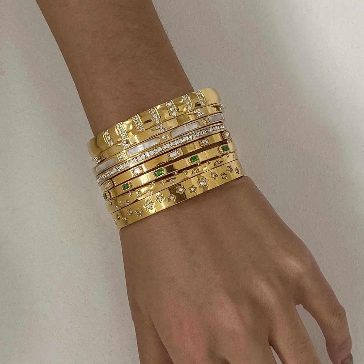 Fashion Cubic Zirconia Bangles Stainless Steel Bracelets For Women Tarnish Free Jewelry Factory Wholesales CustomizeW251121