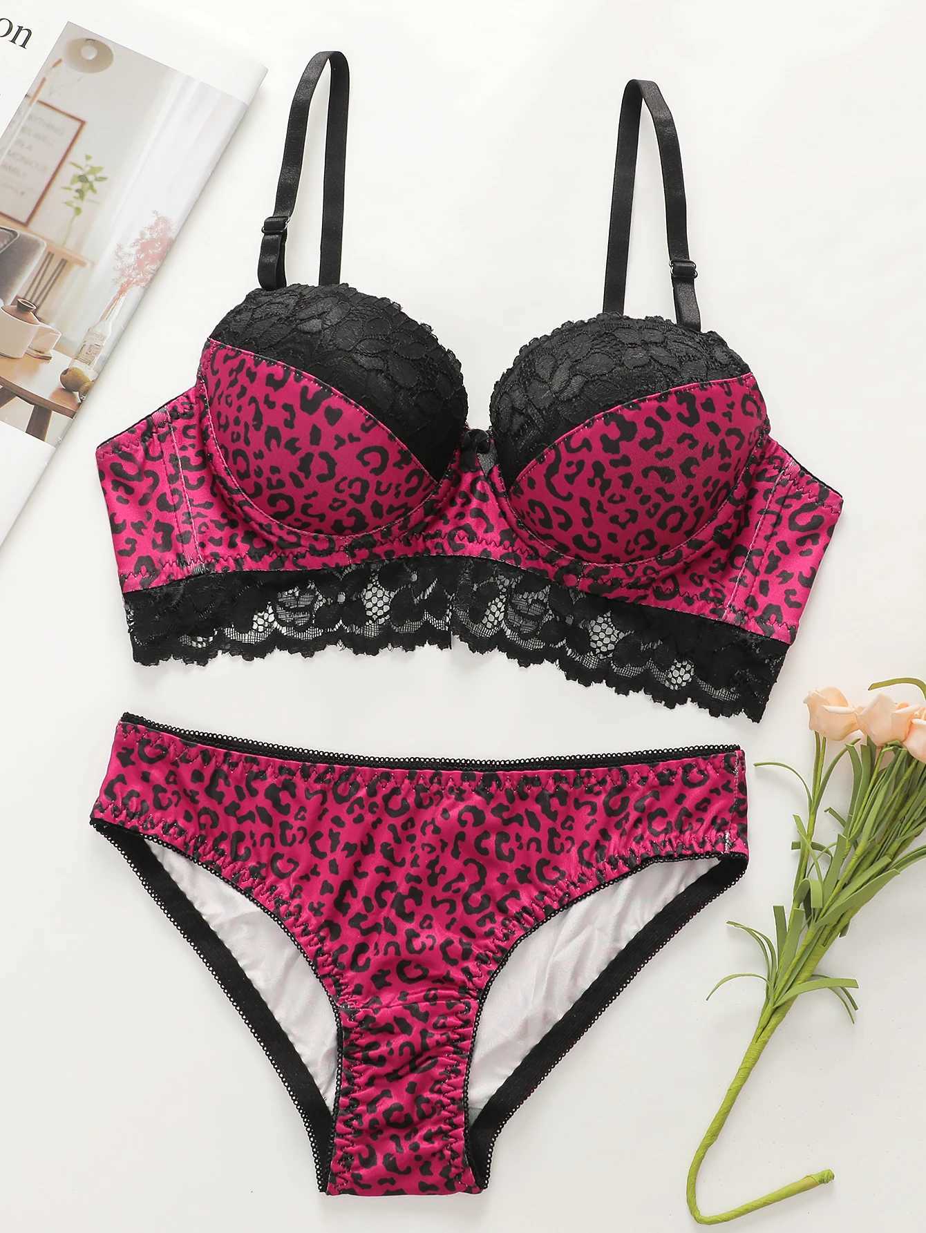 Womens Sexy Embroidered Lace Underwear Set with Steel Circles Convolute Push ups Comfortable Close fitting Underwear Set A3211XJ251106