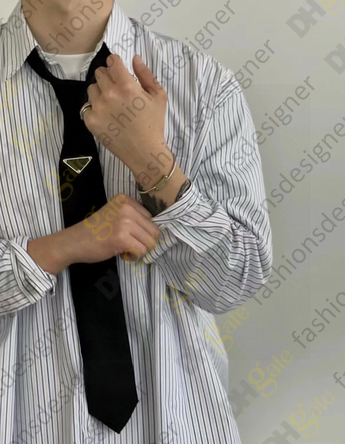 tie designer tie men designer ties for men mens tie Business casual tie and shirt decoration Classic black triangle tie high quality