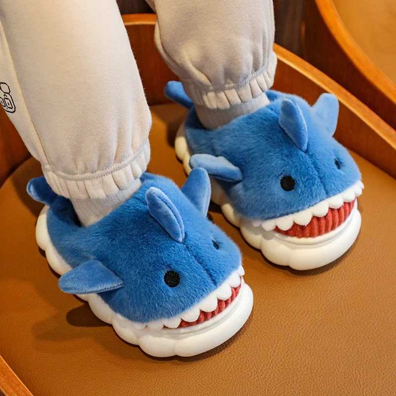 2024 New Winter Childrens Fluffy Slippers Cute Shark Non-slip Flip Flops For Girls Boys Mule Warm Plush Home Kids Cotton ShoesW251121