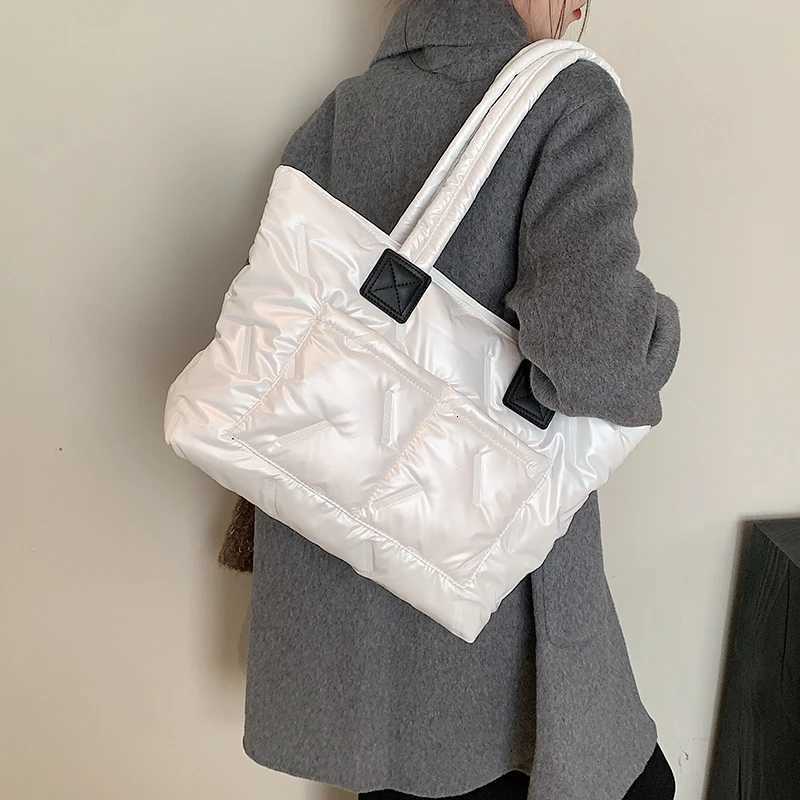 Hot S Lightweight Quilting Puff Tote Bag Wens Waterproof Nyl Handbag with Padded Handle and Zipper Closure for Winter Y251121