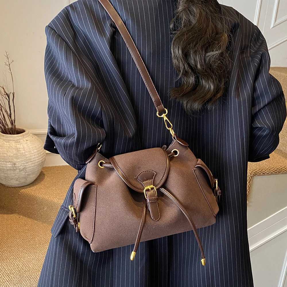 Wens High-Capacity New Autumn and Winter Niche Design Single Shoder Crossbody Bag Popar Pleated Cloud Bag Y251121