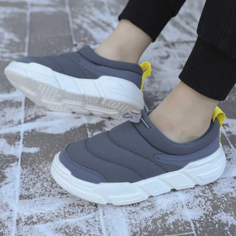 Boys Casual Sport Shoes Winter Lightweight Comfortable Warm Running Shoes Fashion Trend Childrens Outdoor Plush SneakersW251121