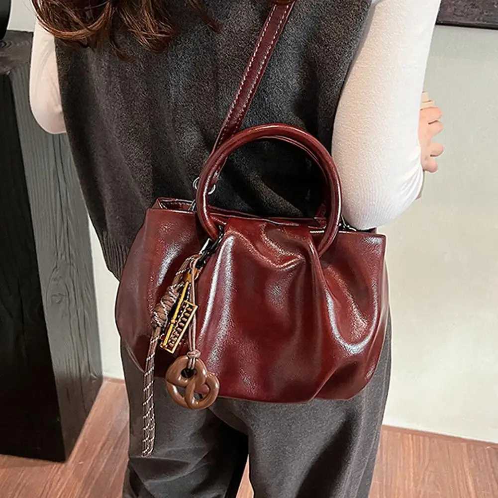 New Autumn Winter Pleated Shoder Bag Fi Crossbody Bag Large Capacity Pendant Versatile Bags Y251121