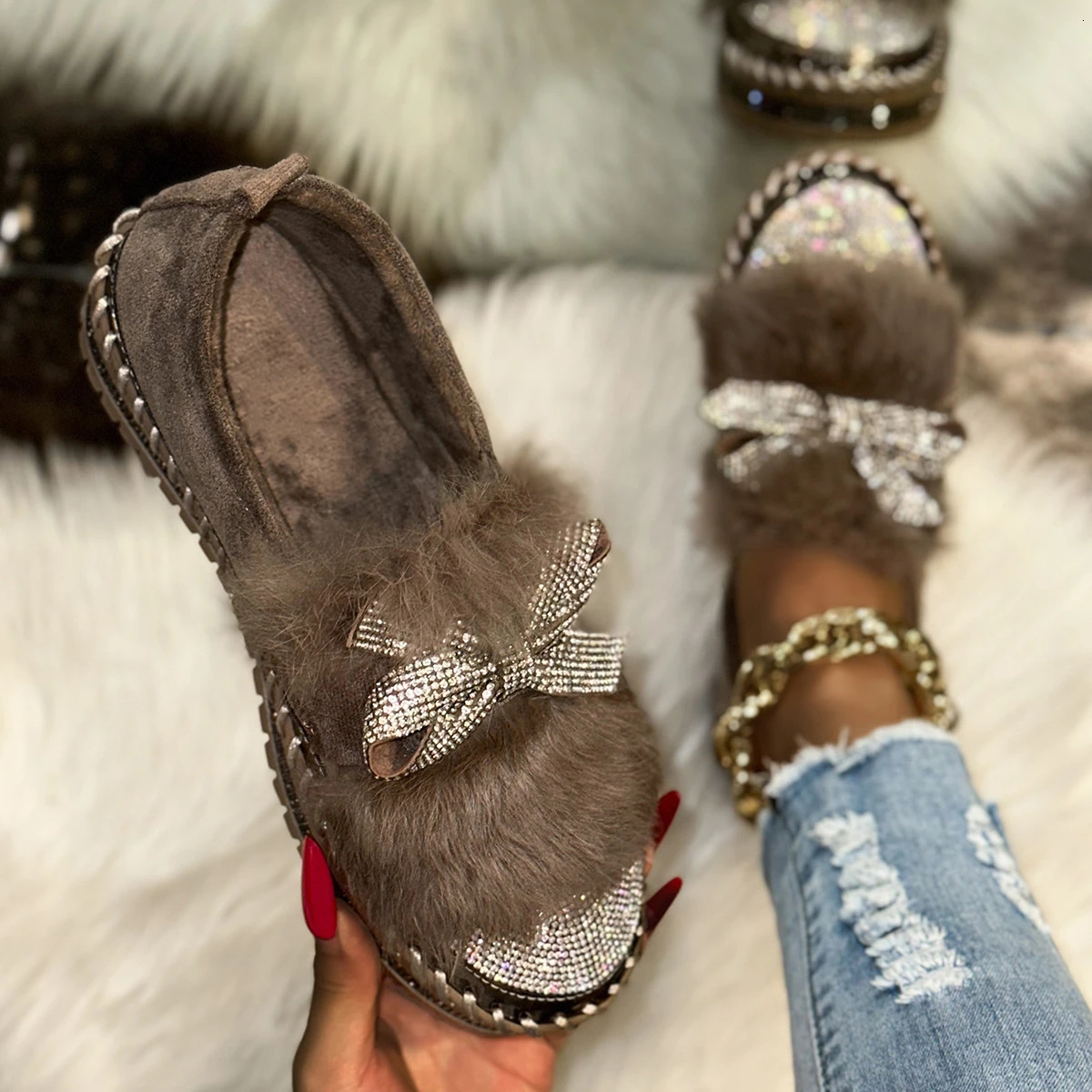 Trend Women Sneakers Furry Crystal Bow Casual Shoes Flat Platform Loafers Short Plush Warm Autumn Winter Woman 251121