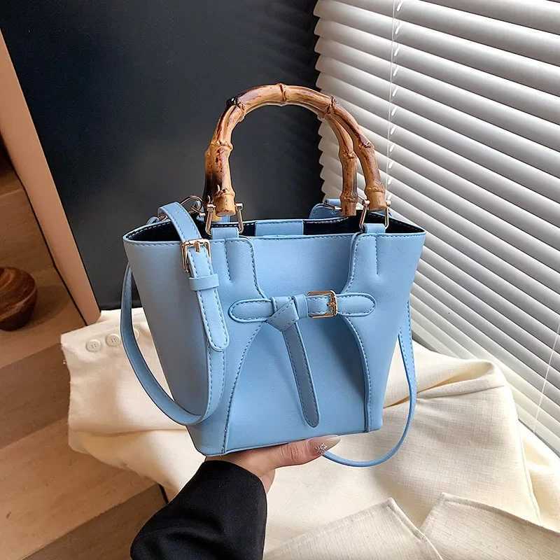 2025 New PU Leather Bamboo Bucket Tote for Wen - Large Capacity Shoder Crossbody Bag Versatile for Shopping Travel Y251121