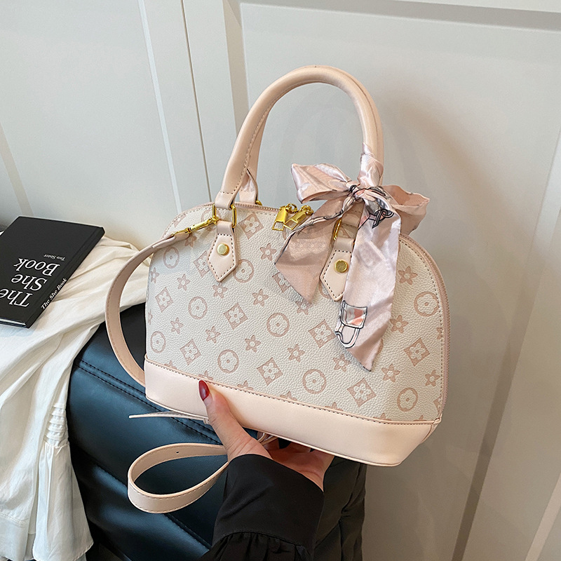 Free Shipping Trendy Hand-Held Women'S Bag New Trendy Single-Shoulder Bag Stylish And Versatile Crossbody Shell Bag