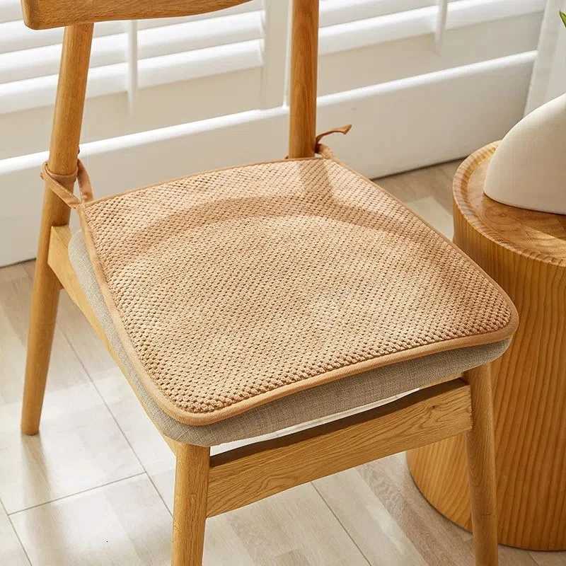 Small Fresh Style Corduroy Dining Chair Cushion Horseshoe-shaped Office Sedentary Stool Pad Thicken Anti-slip Sponge Chair Mat C251121