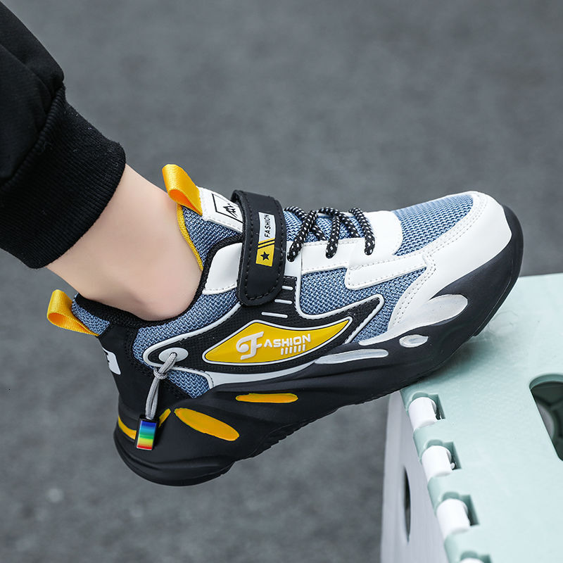 Sports shoes, luminous shoes, winter shoes, running shoes, leather shoes, fashionable and trendy shoes, anti slip and wear-resistant casual children&#