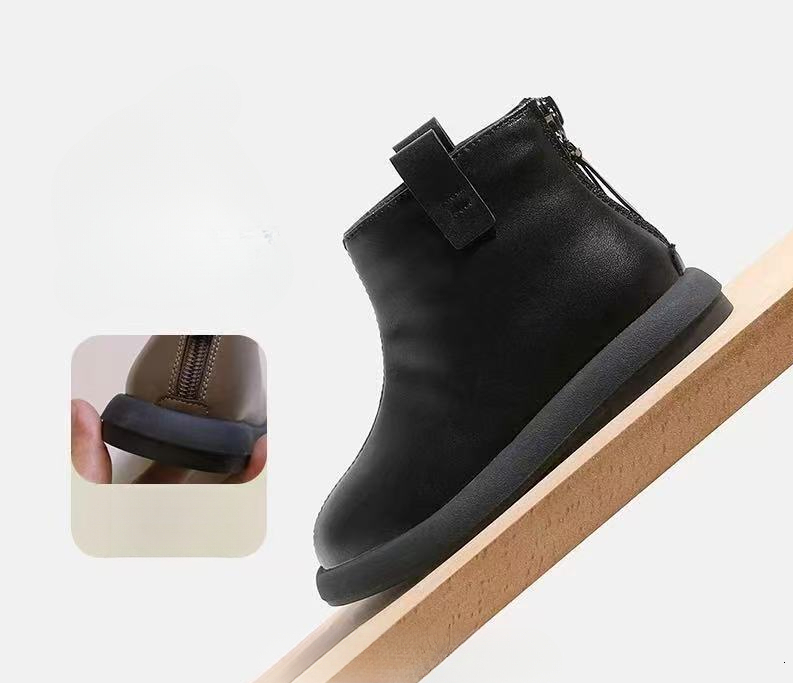 New designer shoes Girls Autumn Winter Martin Boots New Children s Leather Boots Single Boots Princess Boots Girls Fleece Lined Short Boots