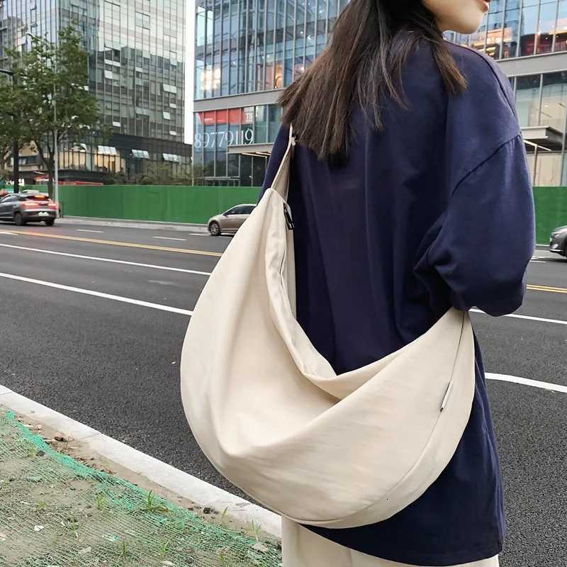Hylhexyr Women Shoulder Crossbody Bags Solid Color Handbags Durable Simple Nylon Messenger Bag Casual Tote With ZipperT251121
