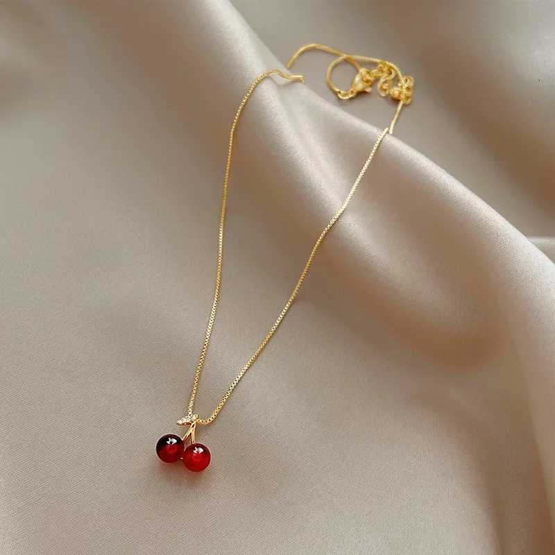 Little Wine Red Cherry Pendant Necklaces For Women Fashion Personality Fruit Golden Chain Necklace Party Jewelry Birthday GiftsXJ251121